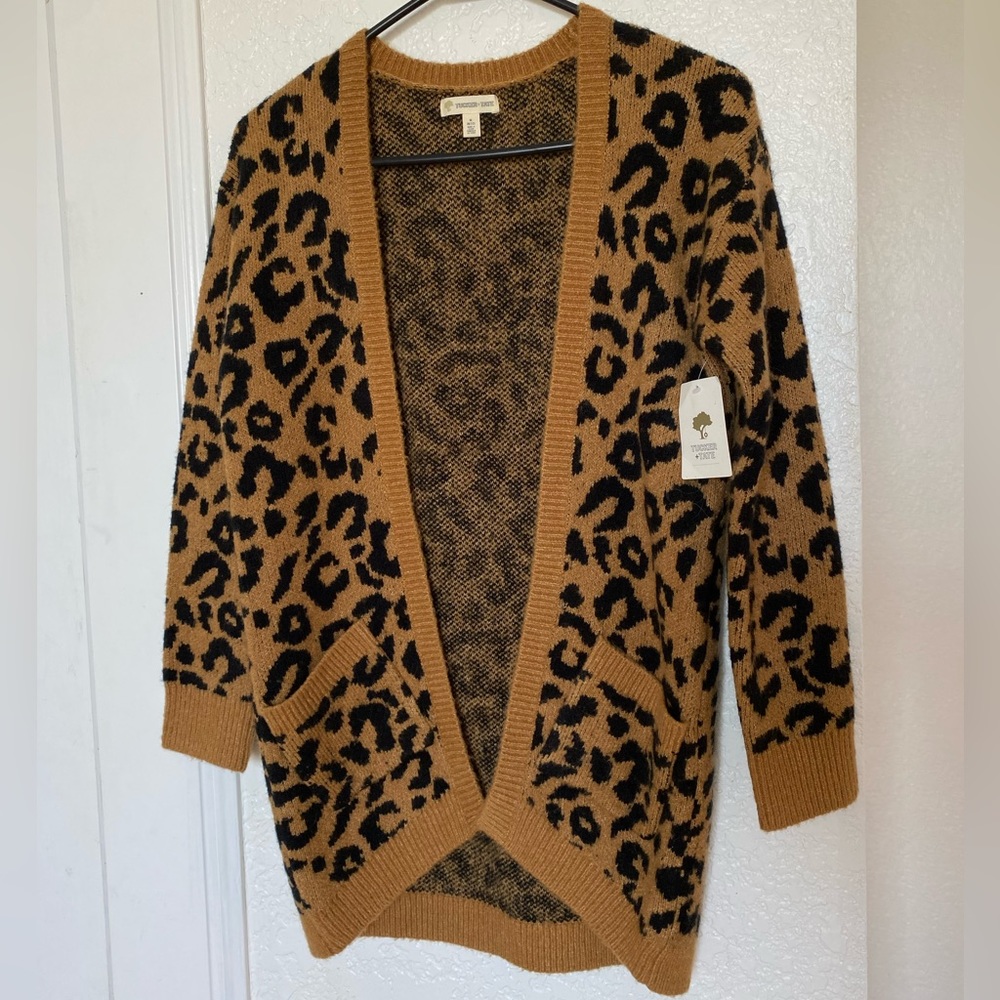 NWT Tucker + Tate Open Leopard Cardigan M 8/10